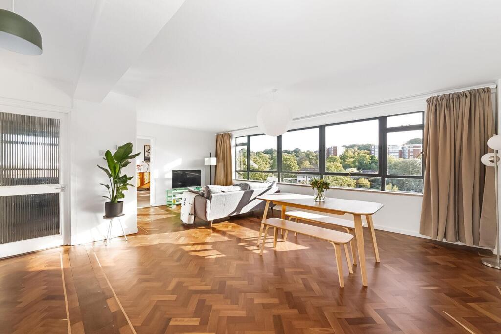 Main image of property: Knoll Court, Farquhar Road, Crystal Palace, London, SE19