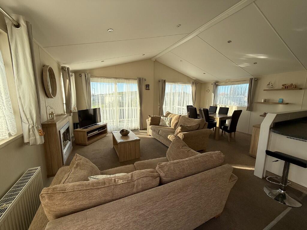 Manor Park Holiday Village Manor Road, Hunstanton, Norfolk, PE36 photo 5