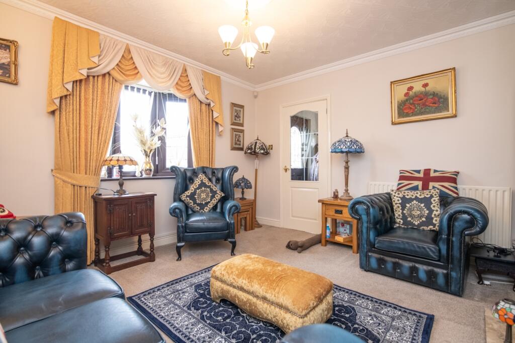 House in Sandwell, Balls Hill - View 3