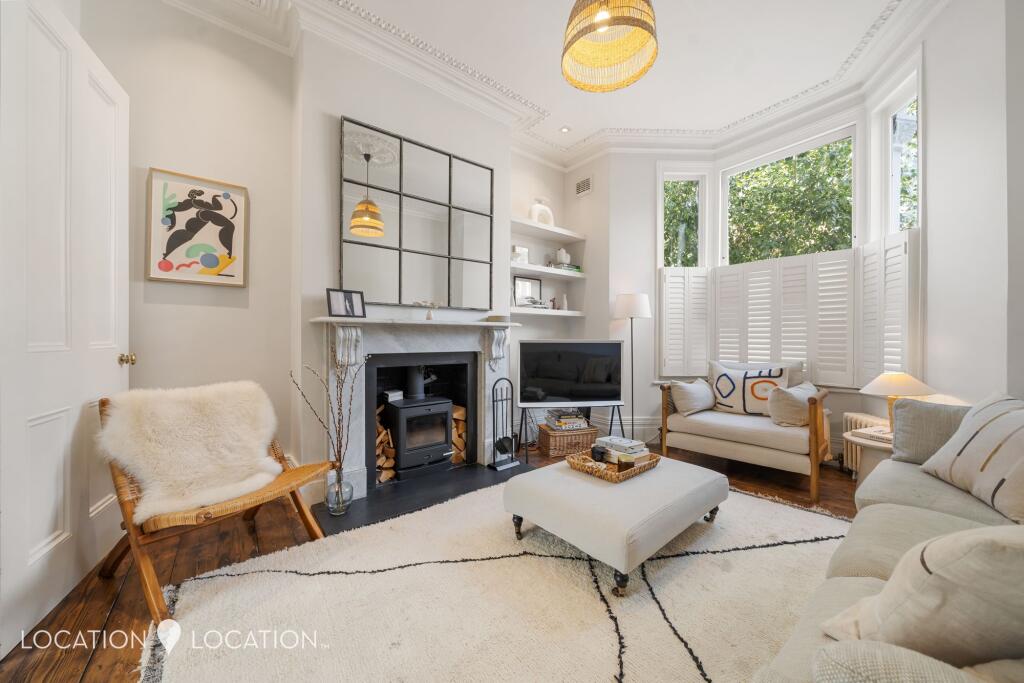 Main image of property: Barretts Grove, London, N16