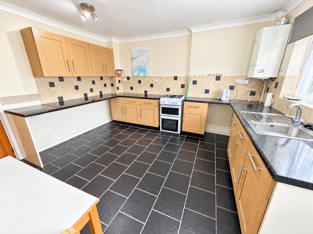 House in Dudley - View 3