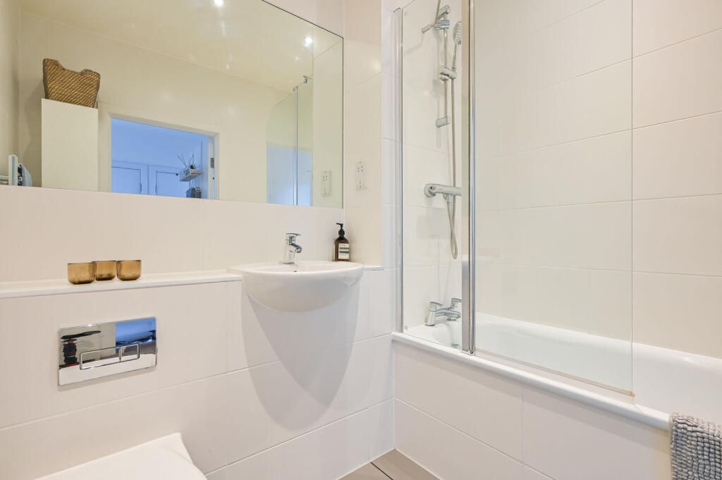 Navigation Road, Tower Hamlets, London, E3 - View 5