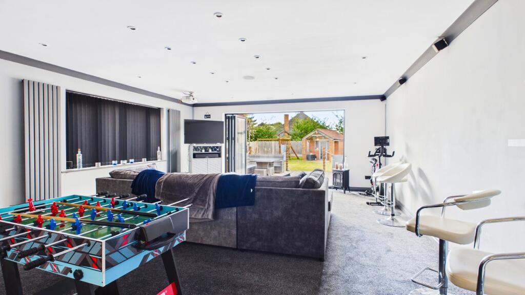 House in Doncaster - View 5
