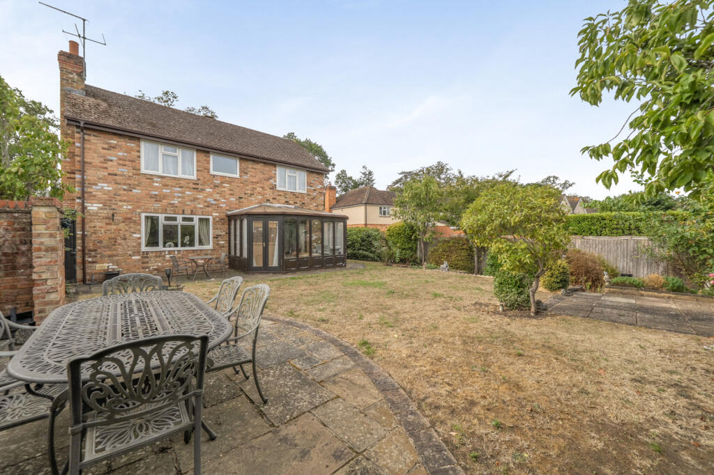 House in Hurst, St. Nicholas, Hurst - View 5
