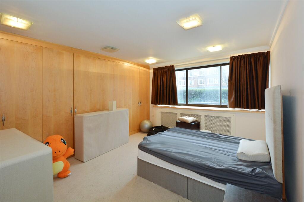 Apartment in London - View 4