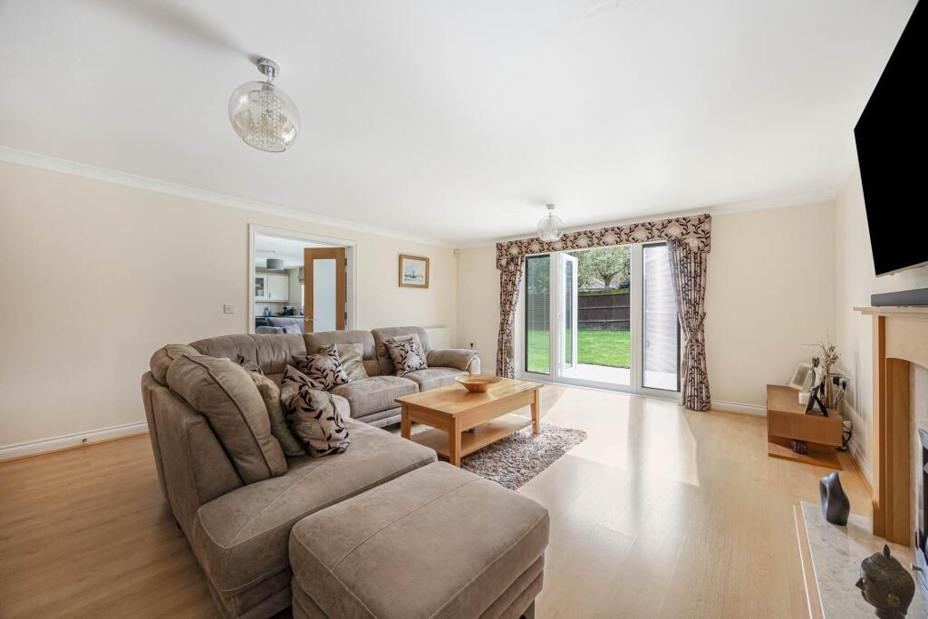 House in Reading - More