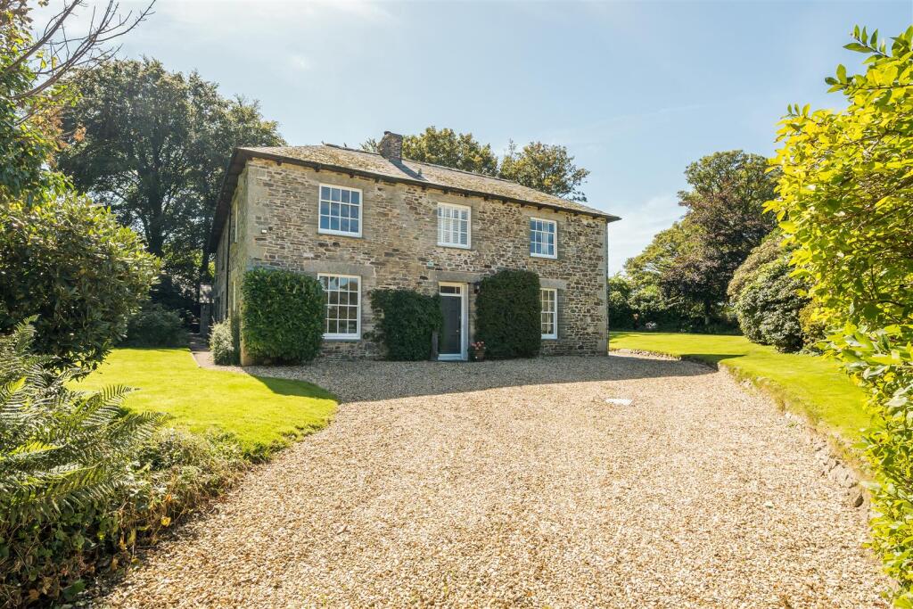 Main image of property: Treneglos, Launceston