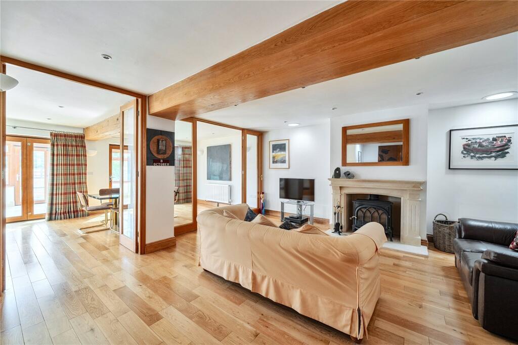 House in Cheltenham, Shaw Green, Prestbury - View 5