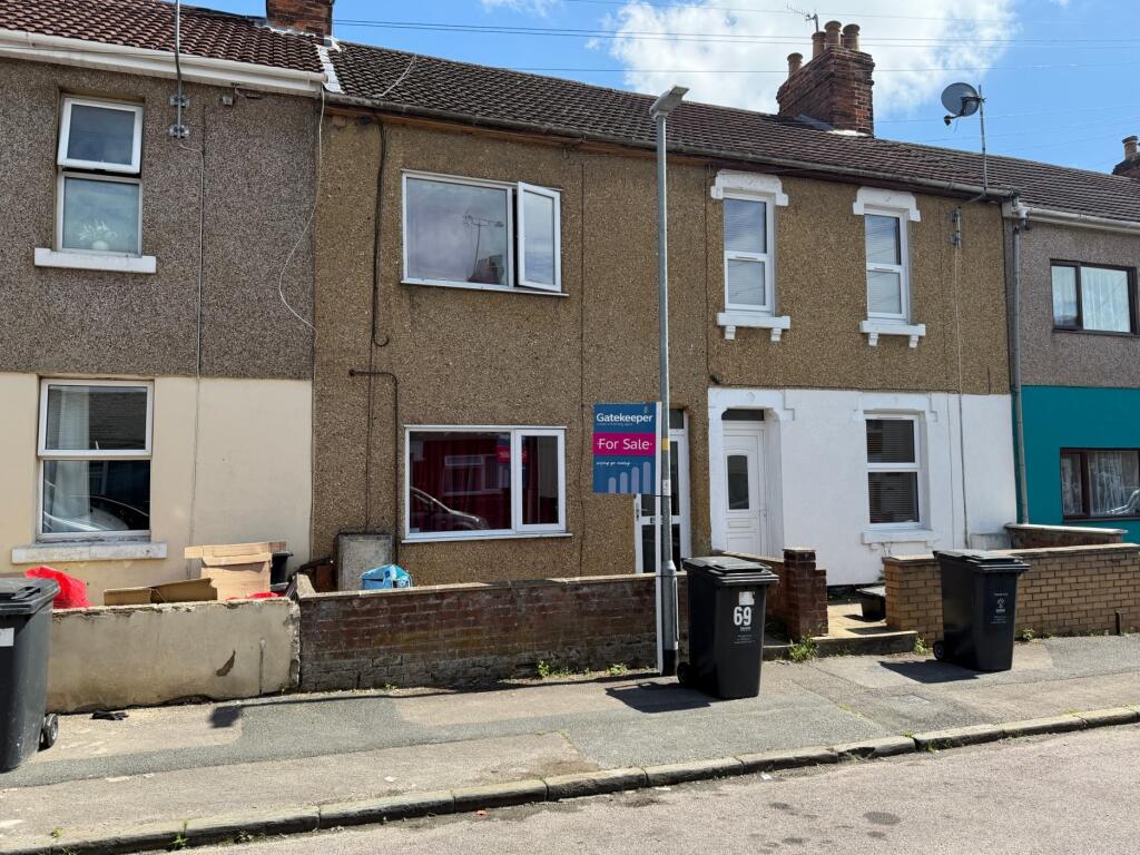 Redcliffe Street, Swindon, Wiltshire photo 4