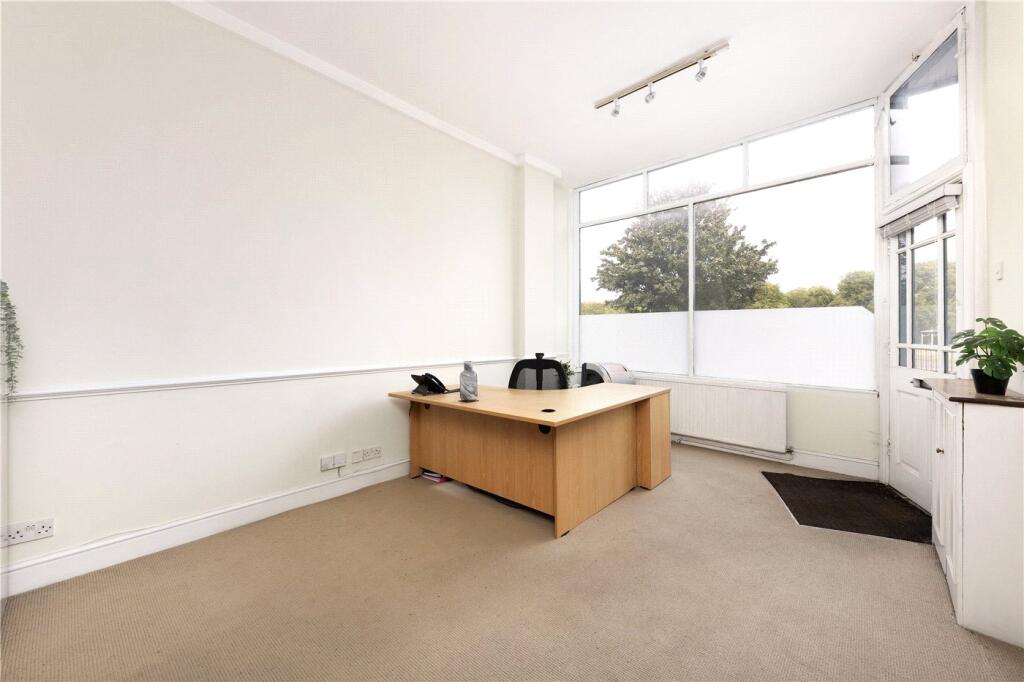 Apartment in London, Putney - View 2
