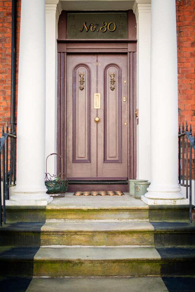 House in Liverpool, Canning / Georgian Quarter, Toxteth - More