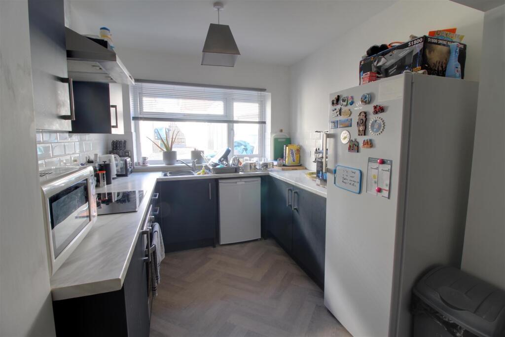 Knights Way, Newent - View 3