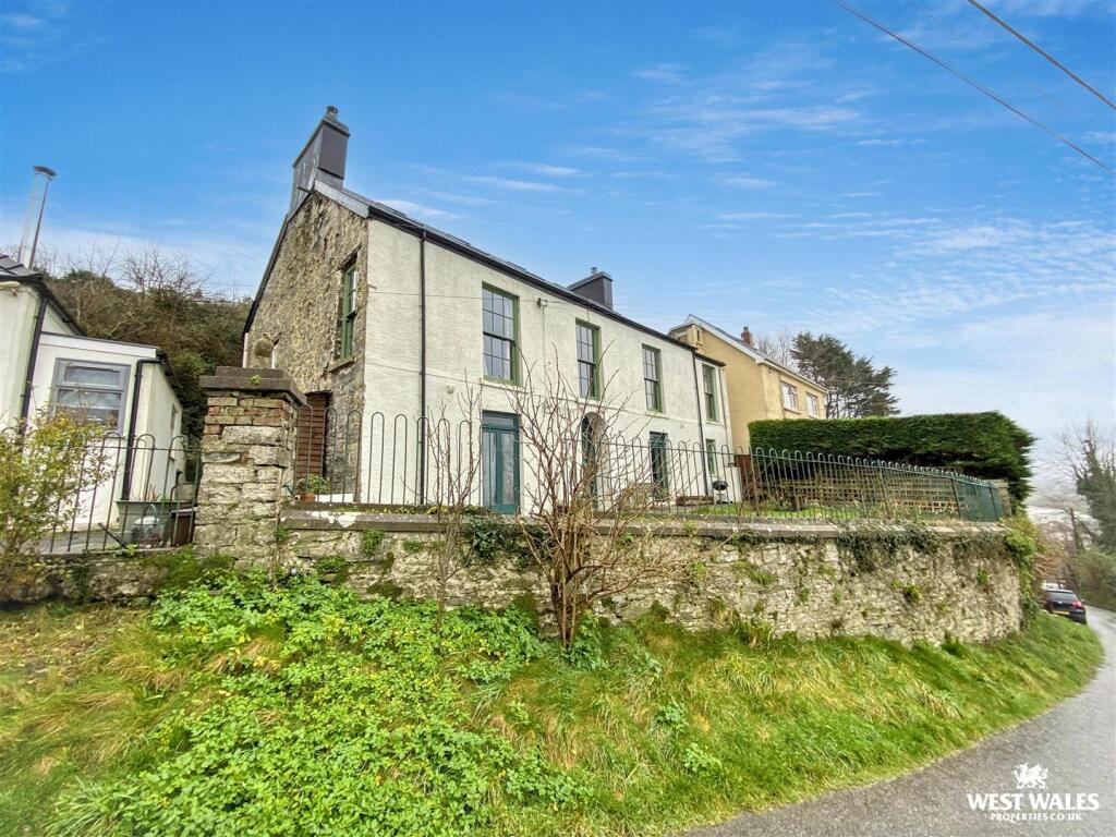 Main image of property: Pendine