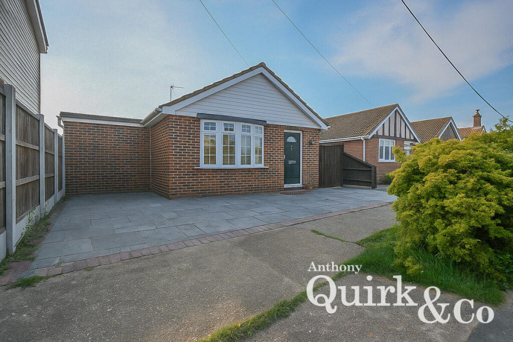 2-bed bungalow on Roggel Road, Canvey Island, SS8, £275,000