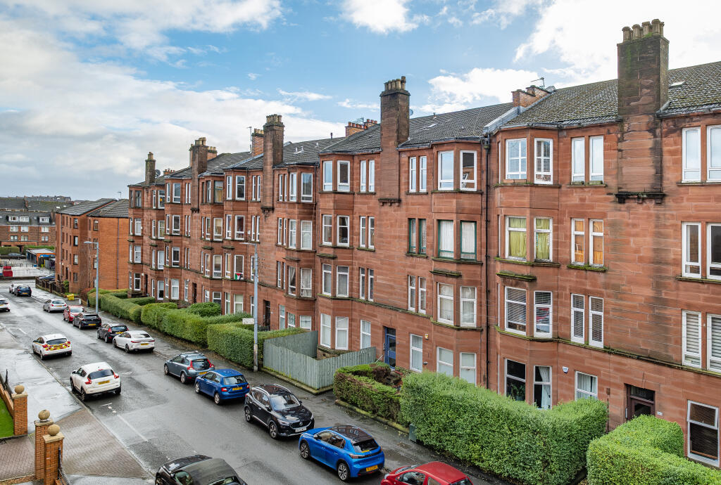 Main image of property: Flat 3/1, 316 Golfhill Drive, Dennistoun, Glasgow, G31
