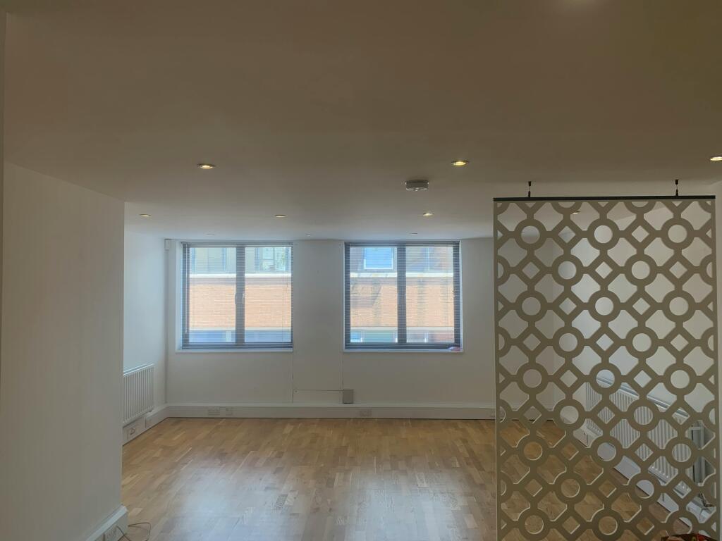 13 Risborough Street Ground Floor Vacant 2.jpg