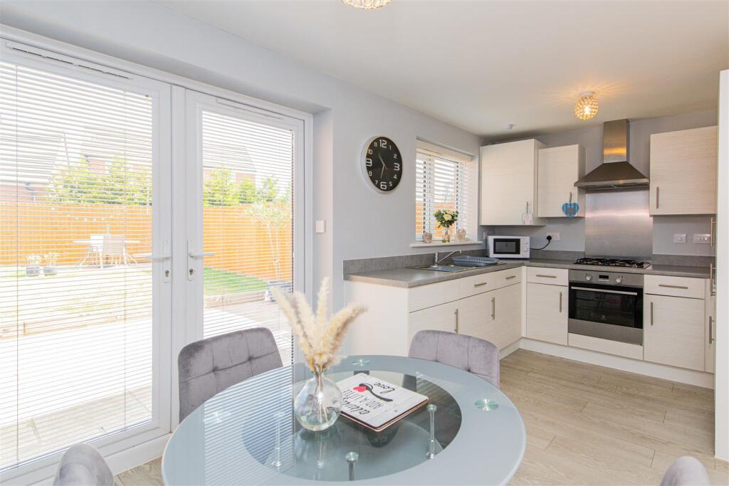 Speight Crescent, Barton Seagrave - View 2