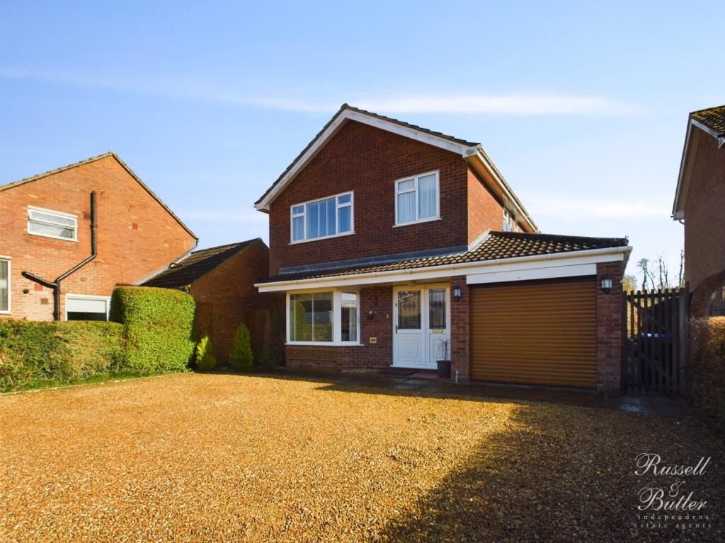 3-bed detached on 4, Jacob, £595,000