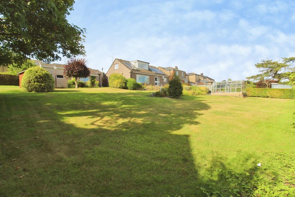 House in Pendle, Lidgett, Colne - More
