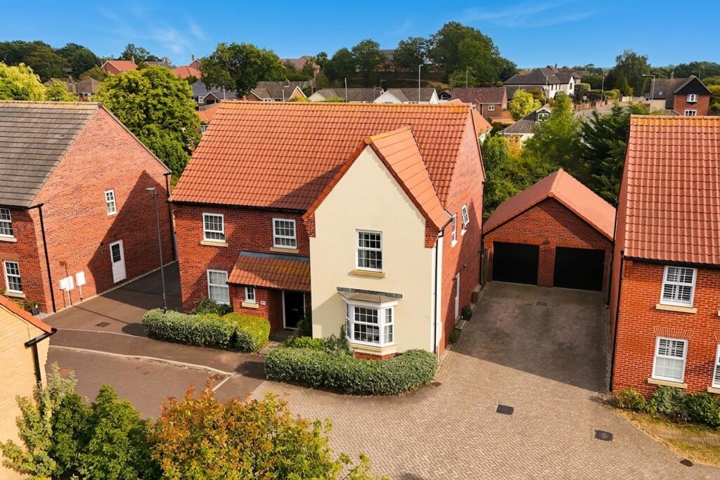 Main image of property: Neale Avenue, Poringland, Norwich