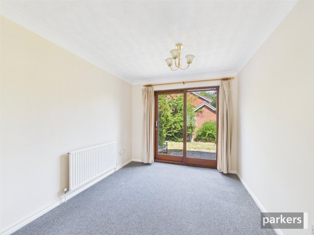 Egremont Drive, Lower Earley, Reading, Berkshire, RG6 photo 4