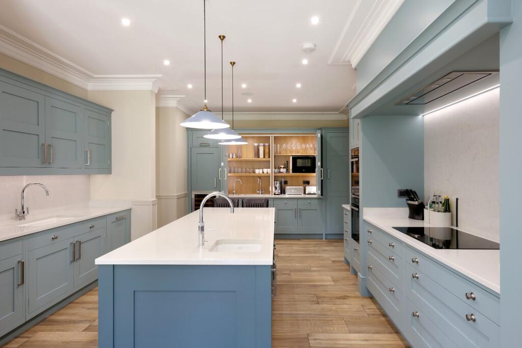 House in Slough - View 5