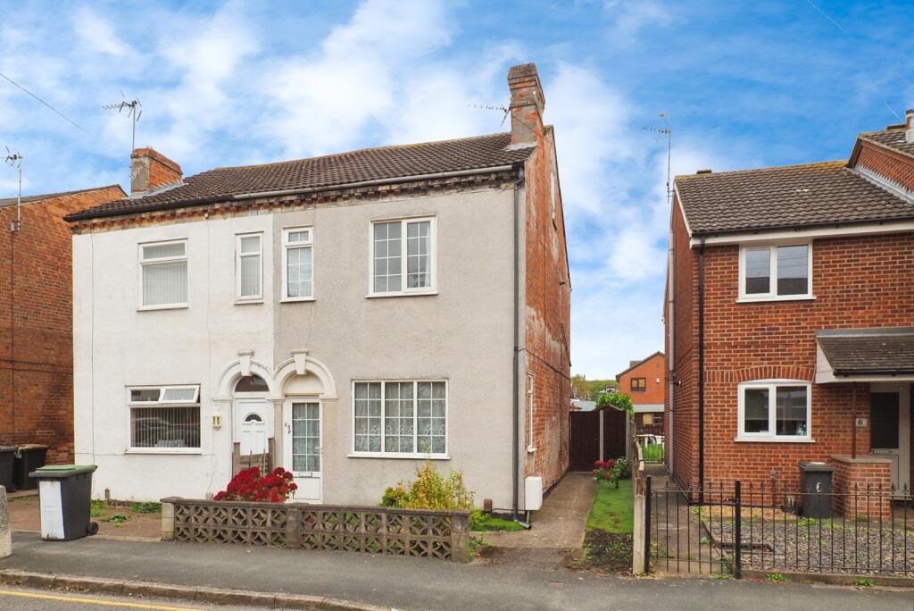 Main image of property: Mona Street, Beeston, Nottingham, Nottinghamshire, NG9