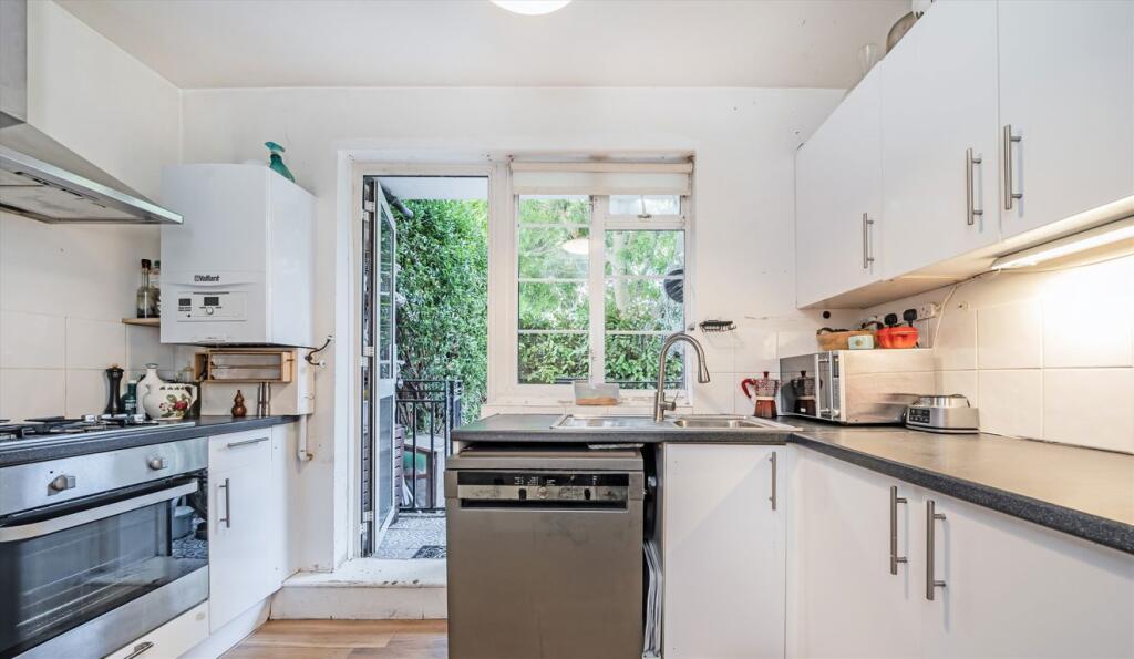 Apartment in London, Kensal Town, Maida Vale - View 4