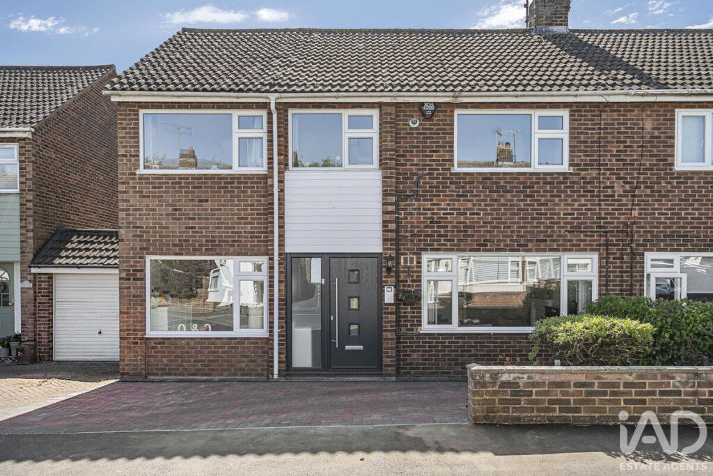 Main image of property: Stortford Hall Park, Bishops Stortford, CM23