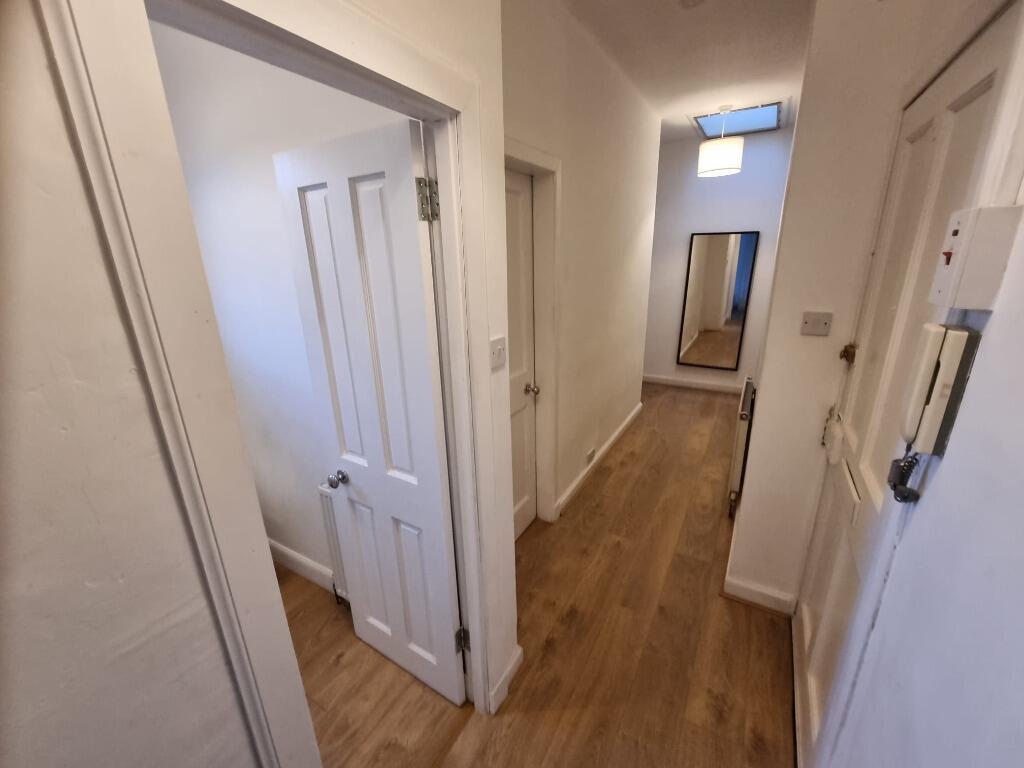 Apartment in Edinburgh - View 2