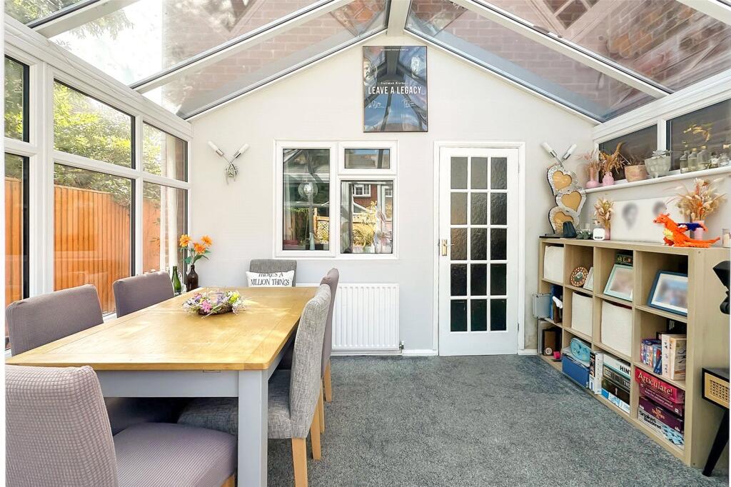 Guildford Road, Rustington, Littlehampton, West Sussex photo 4