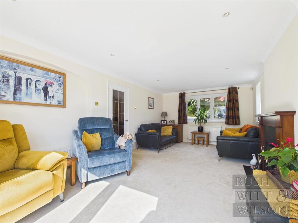 Station Road, Crowhurst, Battle photo 4