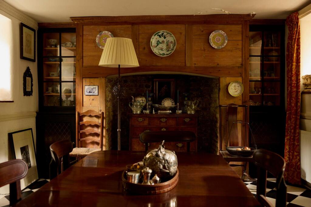 London SW18 photo 3