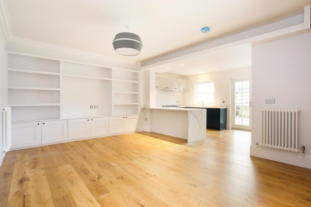 Main image of property: Kings Road Windsor SL4