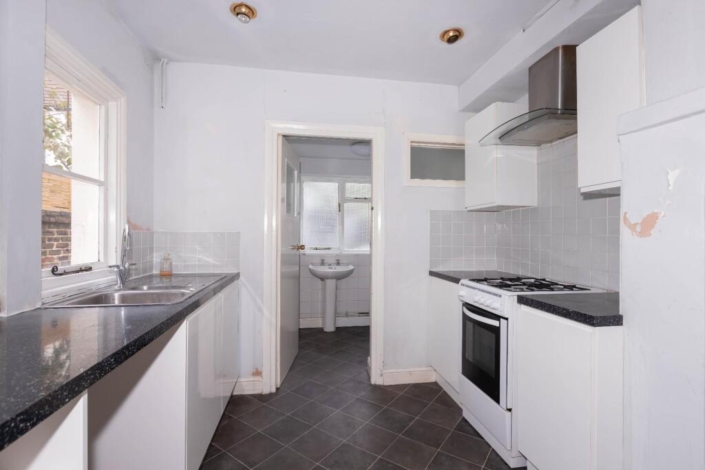 House in Brighton - View 4
