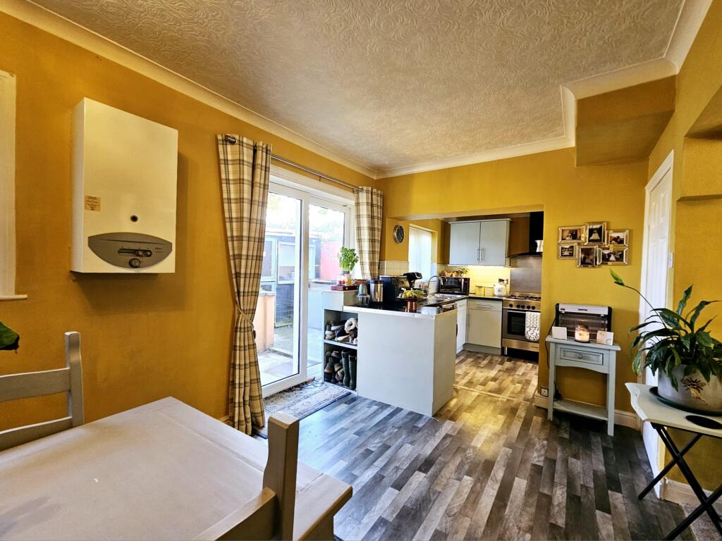 Linden Road, Newby, Scarborough, North Yorkshire - More