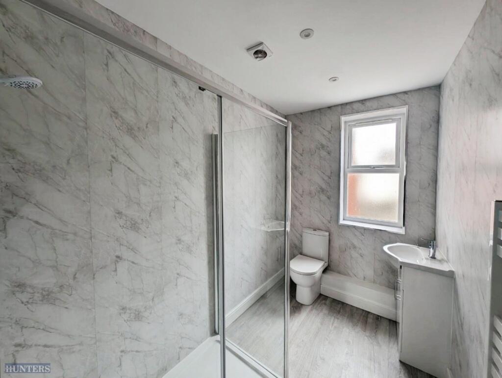 Apartment in Whitley Bay, Cullercoats - View 4