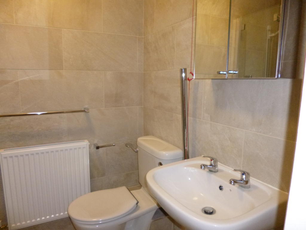 Manor Court,Cottingley,BD16 photo 2