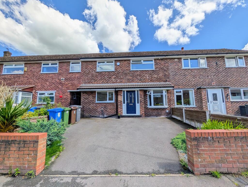 Main image of property: Lanegate, Gee Cross