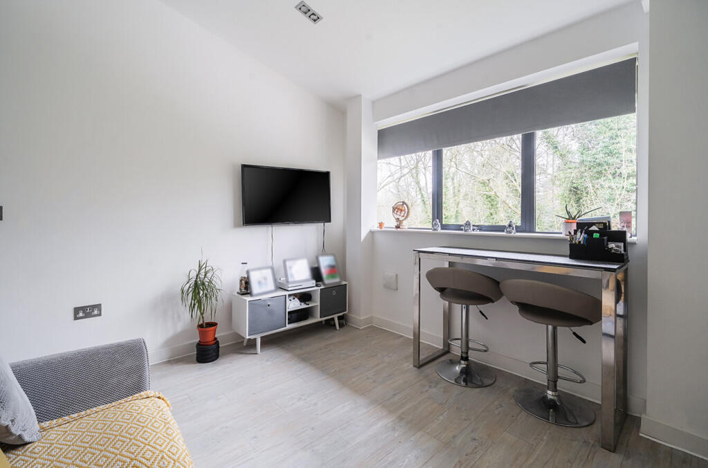 Apartment in Basingstoke and Deane, Mapledurwell and Up Nately - View 3