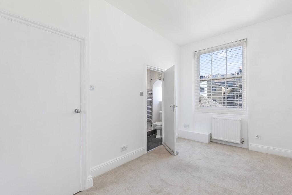 Apartment in Brighton, Kemptown - View 5