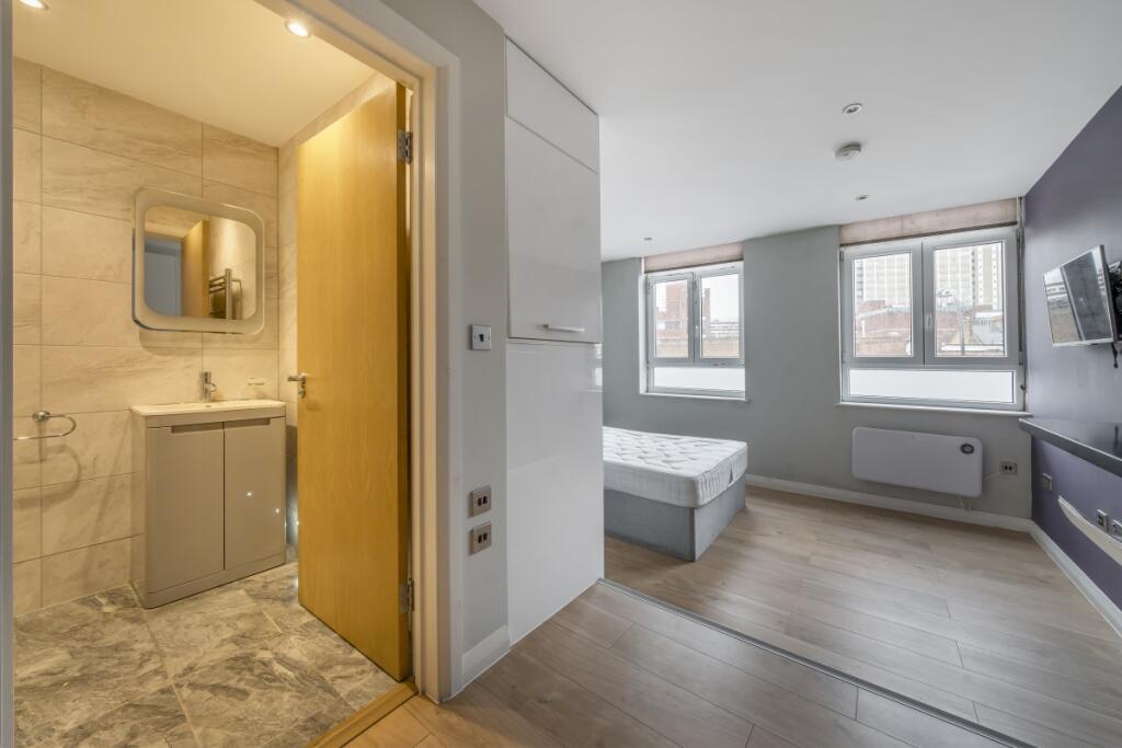 Main image of property: Mercia Grove, London, SE13