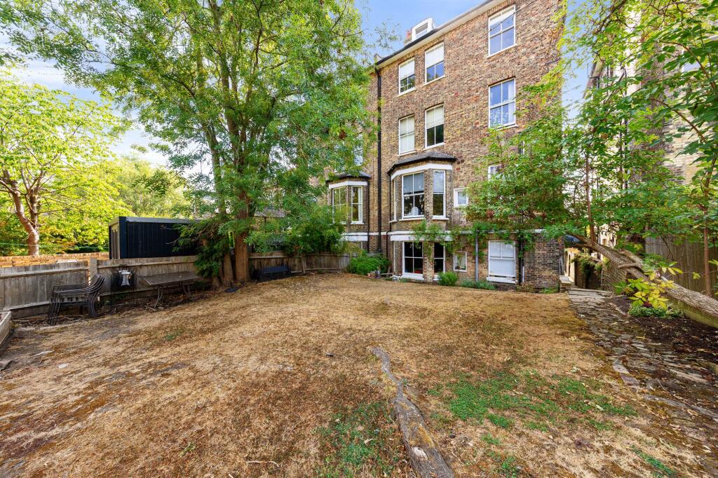 Apartment in London - View 4