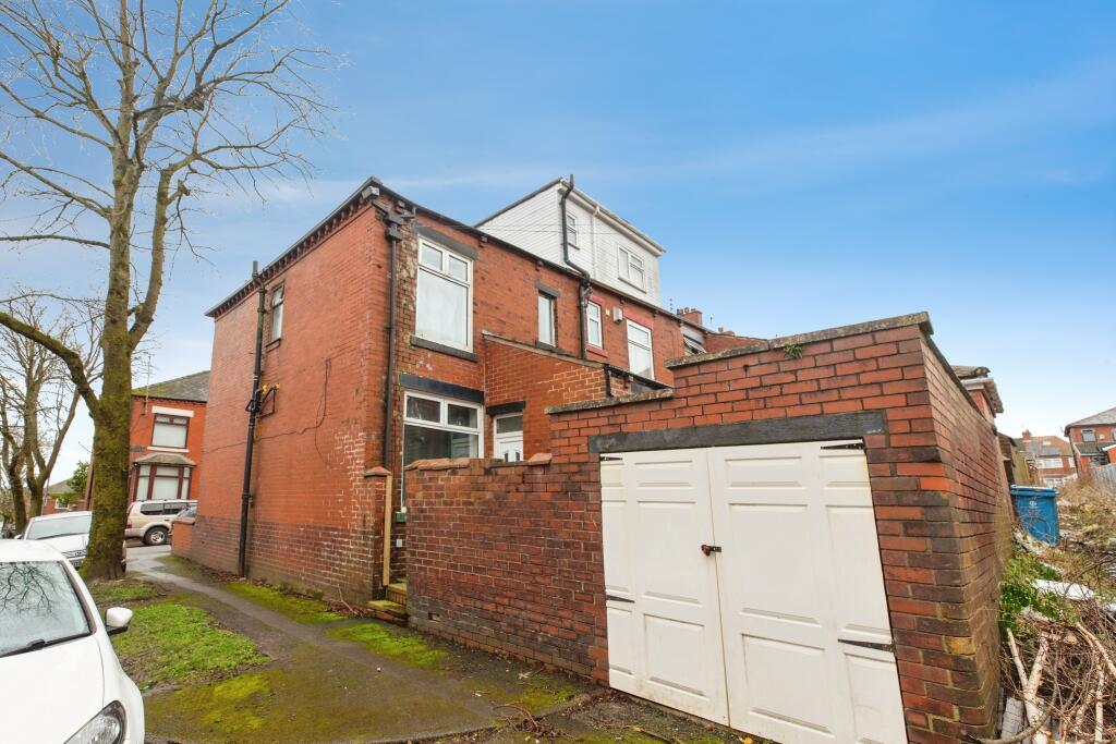 Mirfield Avenue, Oldham, OL8 photo 3