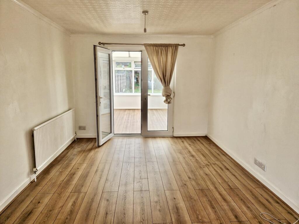 House in Doncaster - View 2