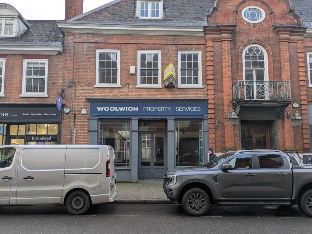 Main image of property: 224 High Street, Guildford Surrey, GU1 3JD