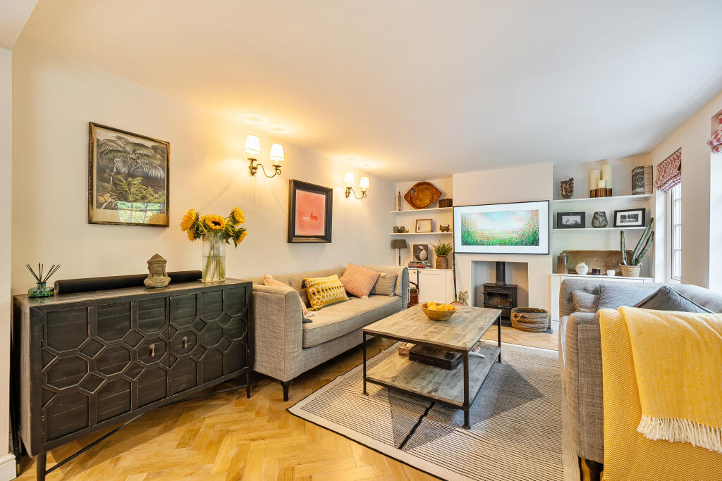 House in Redhill - View 5