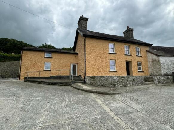 FARMHOUSE