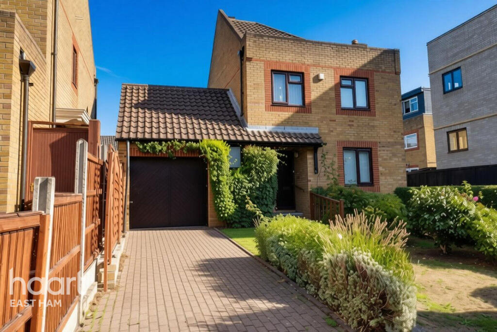 House in London - View 3
