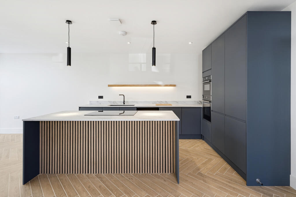 House in London - View 4